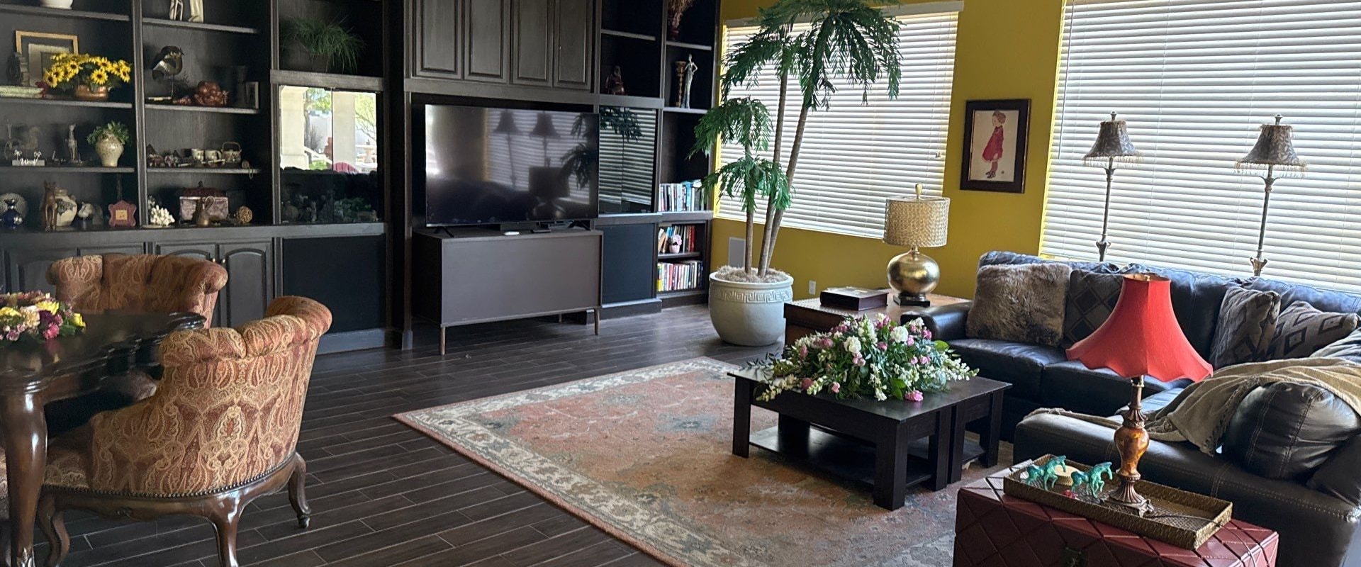 Home Staging Ideas and Travertine Services in Phoenix: Creating a More Impressive Home