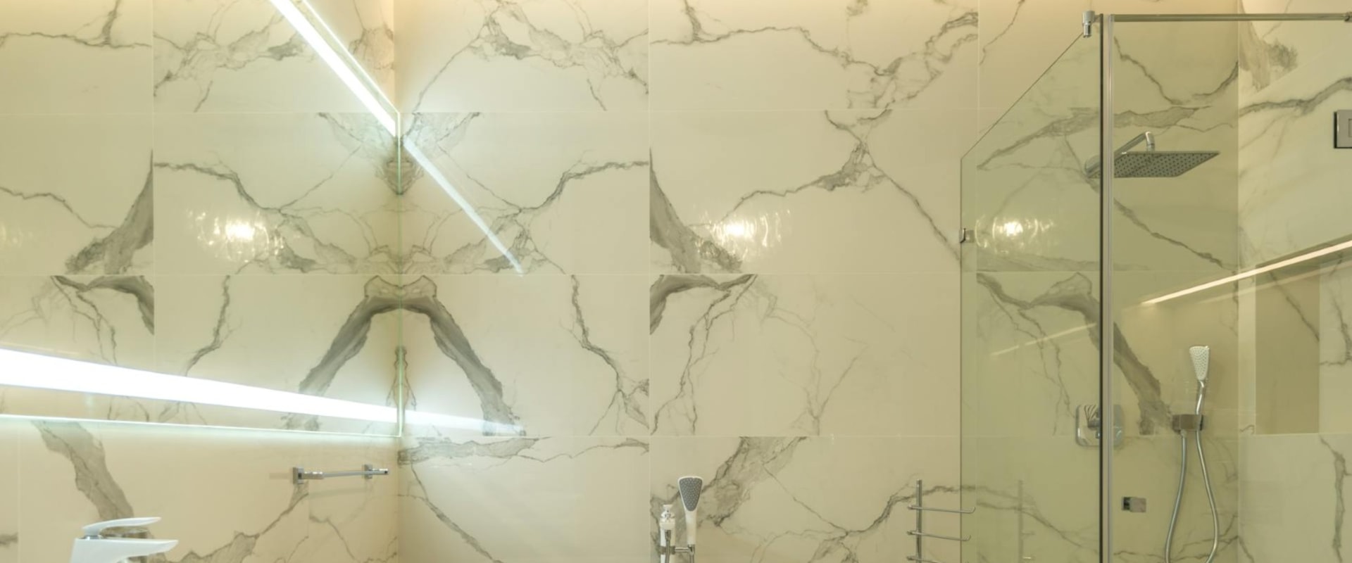 Home Staging Ideas Start In The Bathroom: Orlando Bathtub Renovation Tips